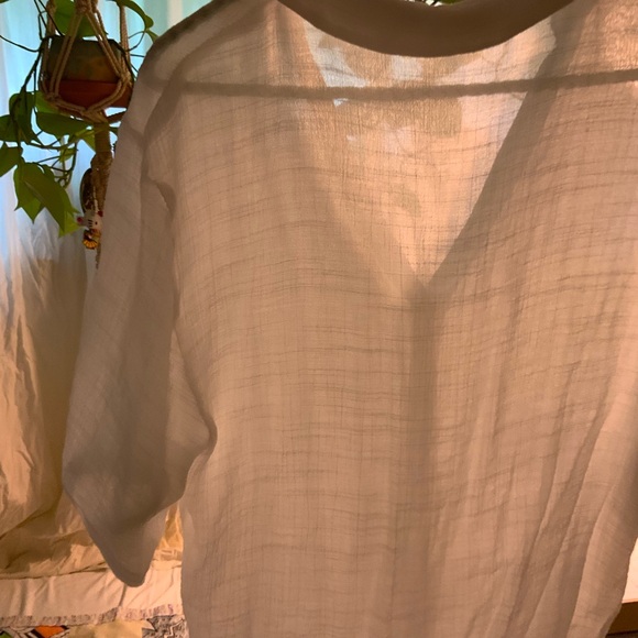 handmade‎ sheer flowy button up top - Picture 6 of 9